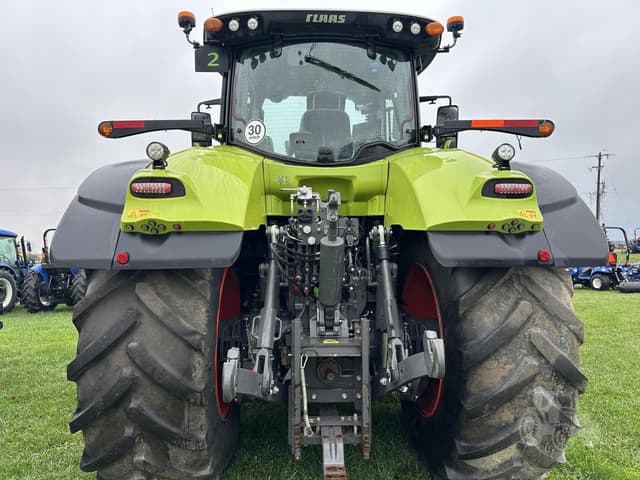 Image of CLAAS Axion 950 equipment image 2
