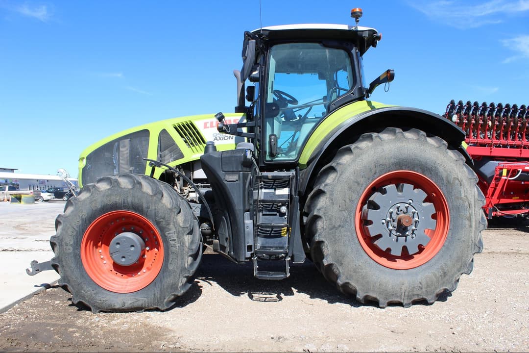 Image of CLAAS Axion 950 Primary image