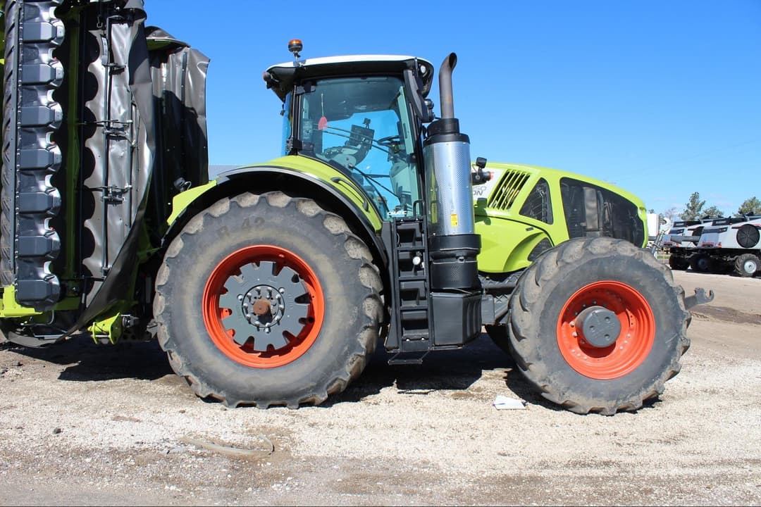 Image of CLAAS Axion 950 Primary image
