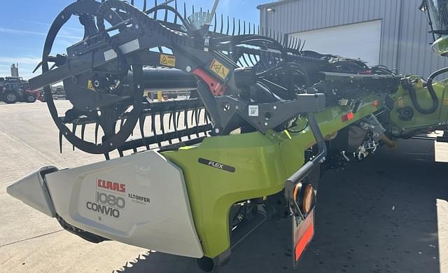 Image of CLAAS 1080 Convio equipment image 2