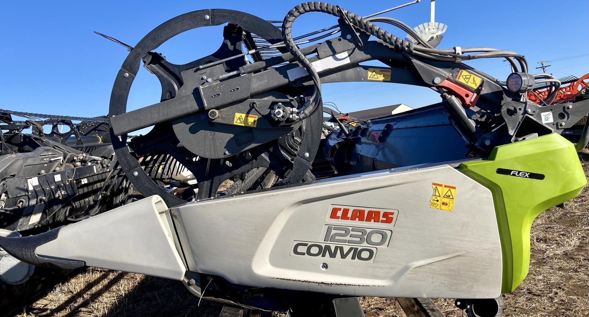 2021 CLAAS Convio Flex 1230 Equipment Image0