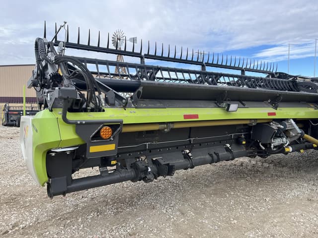 Image of CLAAS Convio Flex 1230 equipment image 1