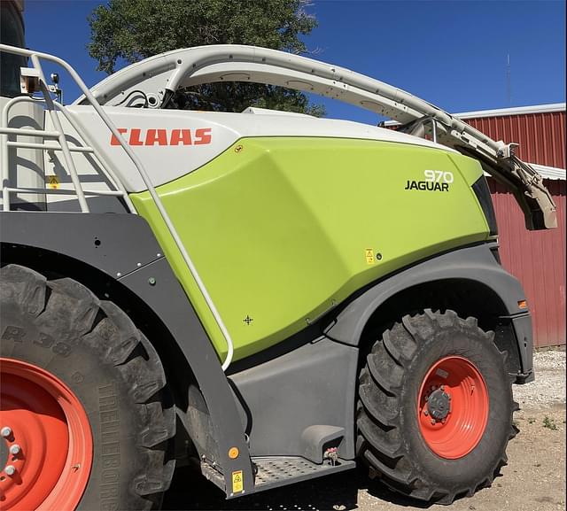 Image of CLAAS Jaguar 970 equipment image 2