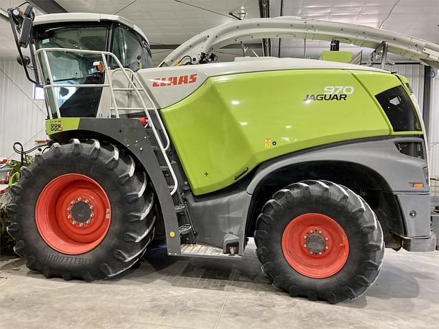 Image of CLAAS Jaguar 970 equipment image 2