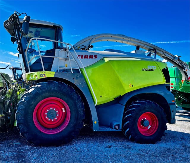 Image of CLAAS Jaguar 970 equipment image 4