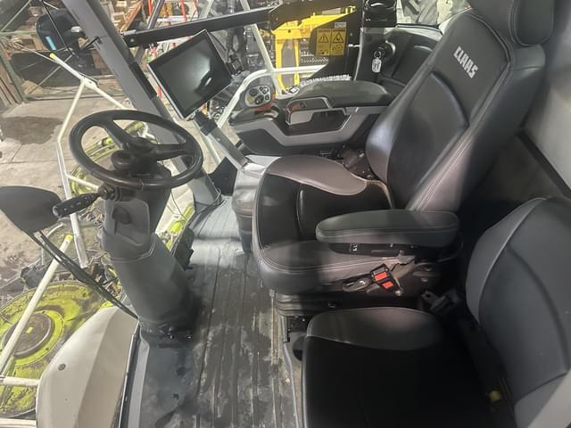 Image of CLAAS Jaguar 970 equipment image 4