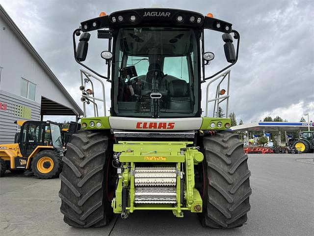 Image of CLAAS Jaguar 990 equipment image 2