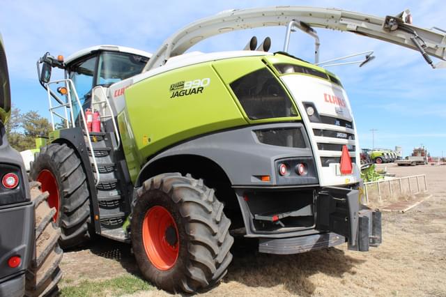 Image of CLAAS Jaguar 990 equipment image 2