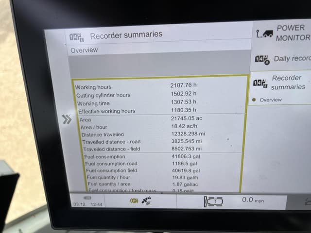 Image of CLAAS Jaguar 990 equipment image 2