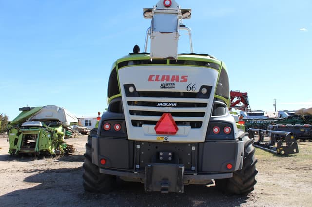 Image of CLAAS Jaguar 990 equipment image 2