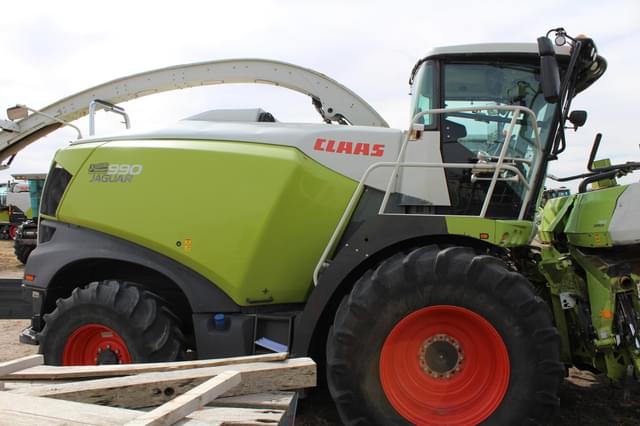 Image of CLAAS Jaguar 990 equipment image 2