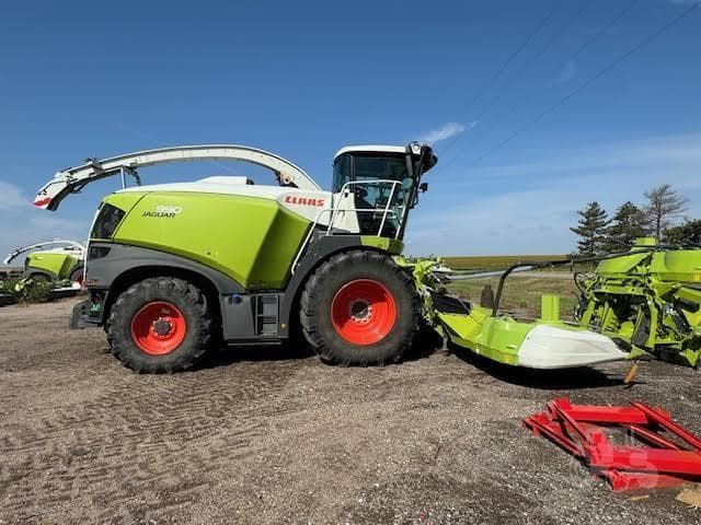 Image of CLAAS Jaguar 990 equipment image 2
