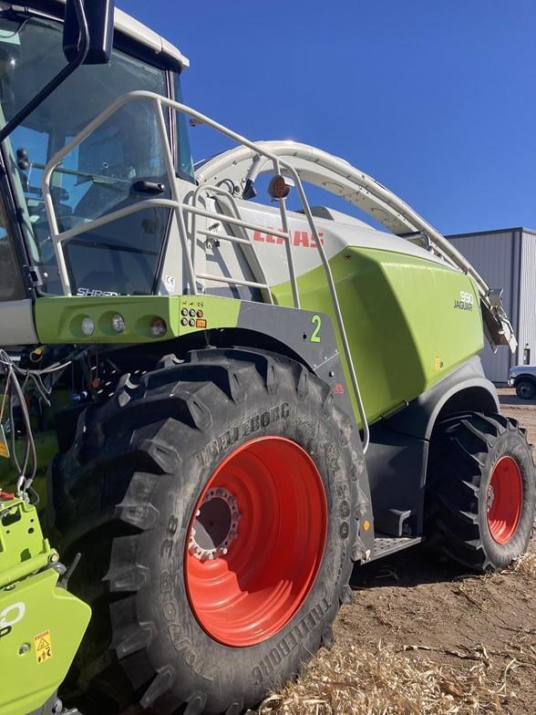 Image of CLAAS Jaguar 990 equipment image 4