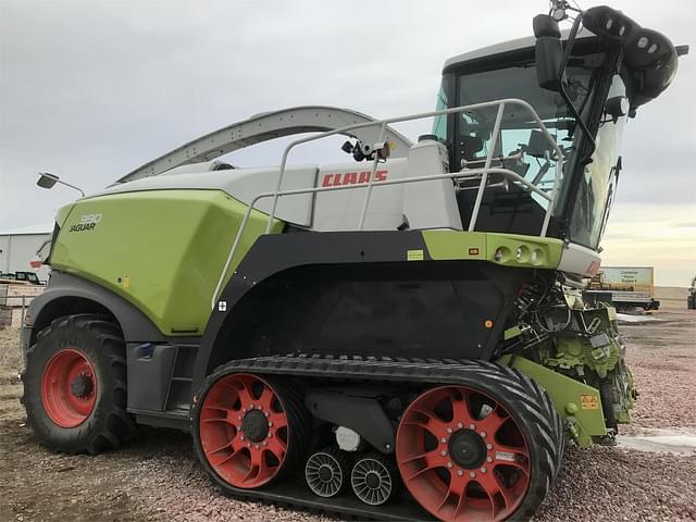 Image of CLAAS Jaguar 990 equipment image 4