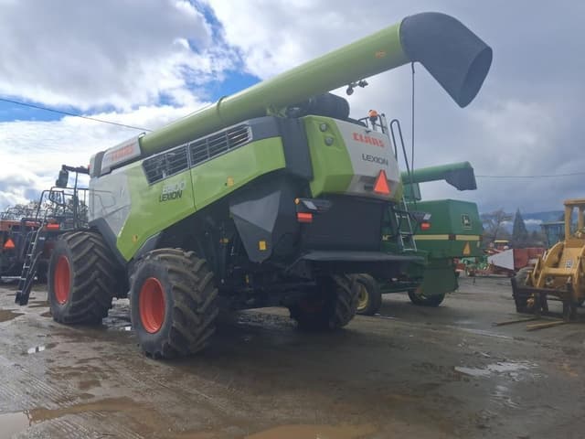 Image of CLAAS Lexion 6900 equipment image 4