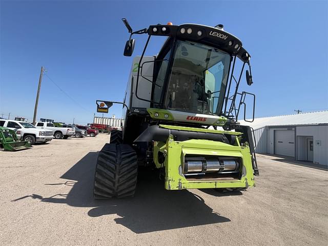 Image of CLAAS Lexion 7400TT equipment image 3