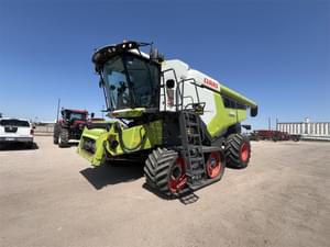 2021 CLAAS Lexion 7400TT Image