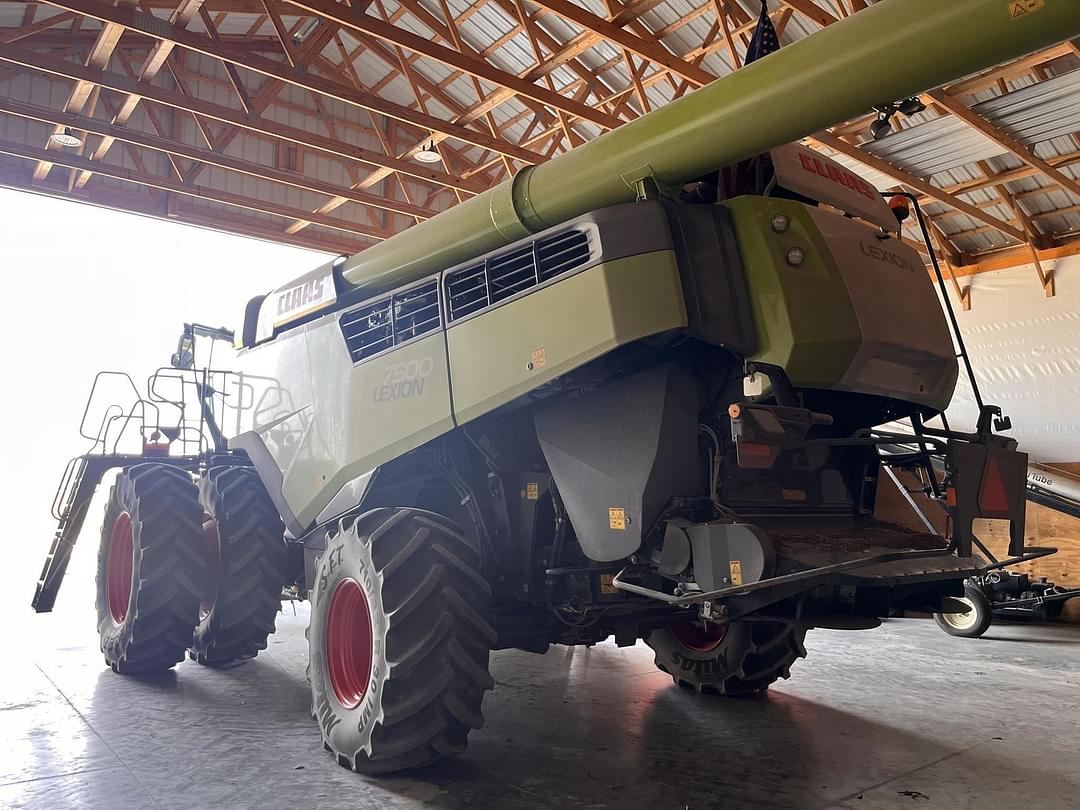 Image of CLAAS Lexion 7500 Primary image