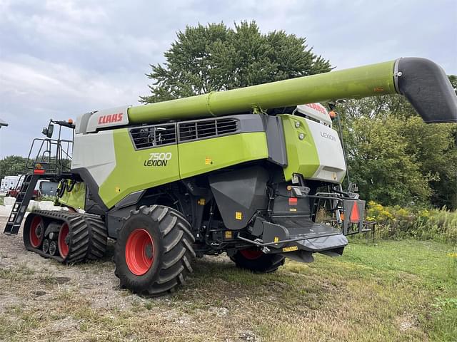 Image of CLAAS Lexion 7500TT equipment image 1