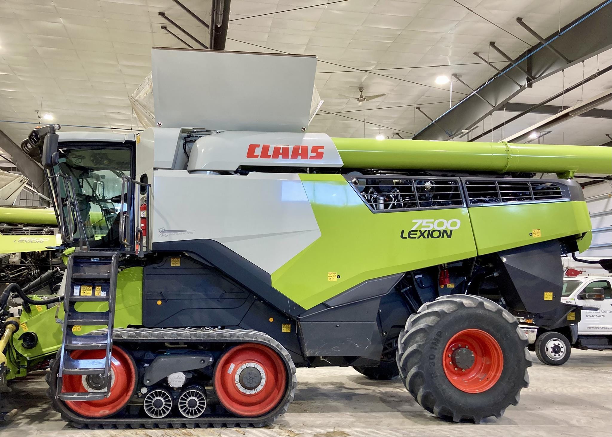 2021 CLAAS Lexion 7500TT Equipment Image0