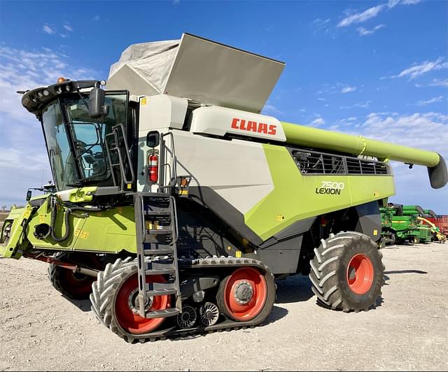 Image of CLAAS Lexion 7500TT equipment image 1