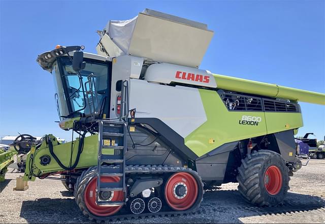 Image of CLAAS Lexion 8600TT equipment image 4