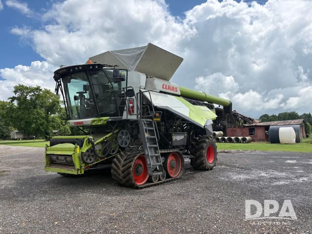 Image of CLAAS Lexion 8600TT equipment image 2