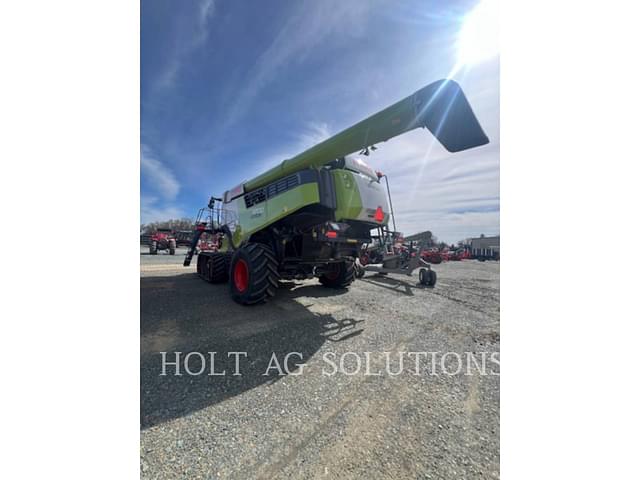 Image of CLAAS Lexion 8700TT equipment image 3