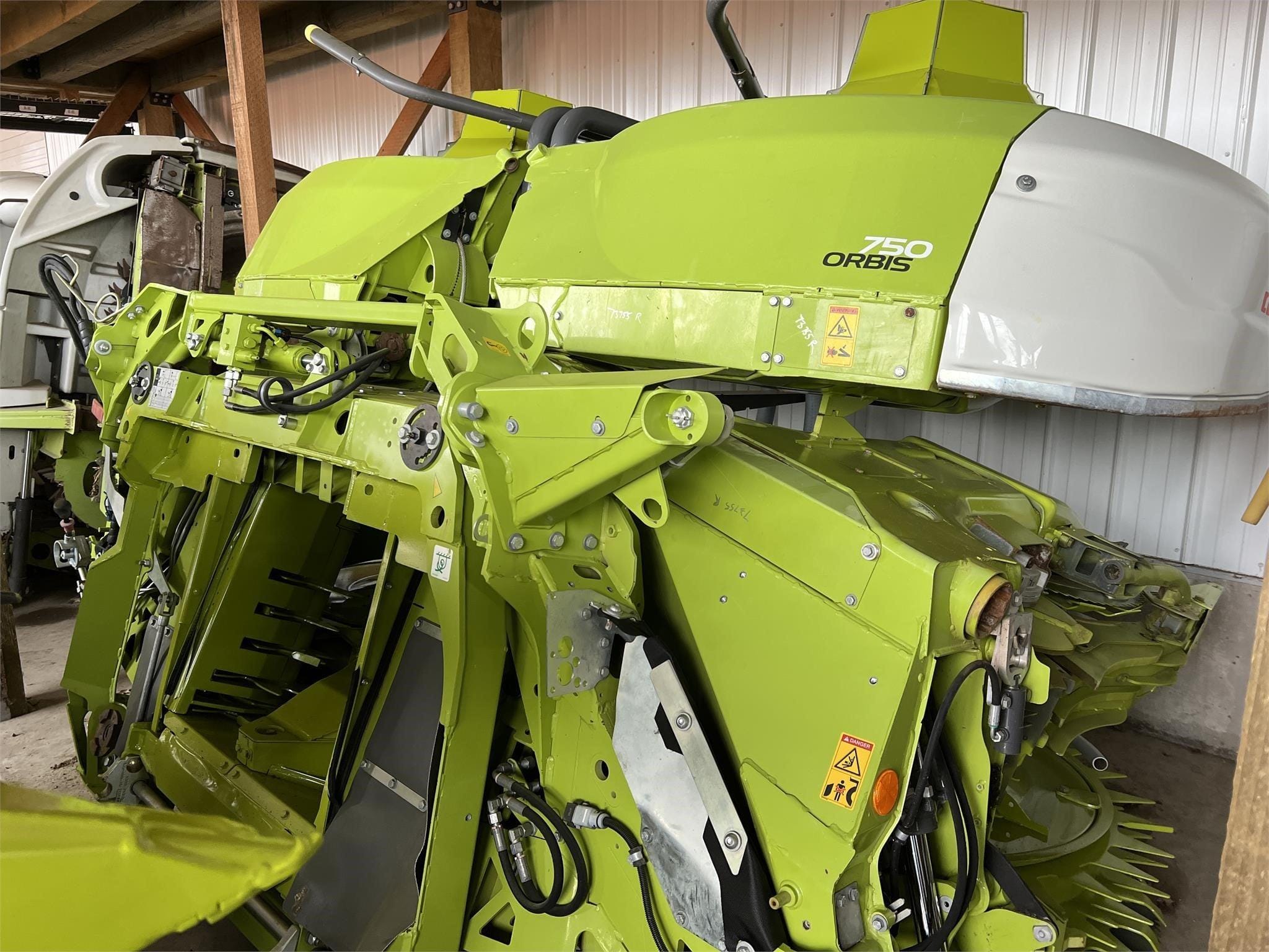 2021 CLAAS Orbis 750 Equipment Image0