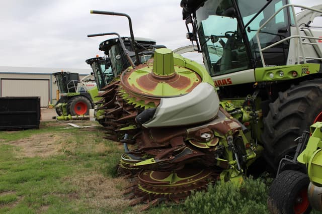 Image of CLAAS Orbis 900 equipment image 3