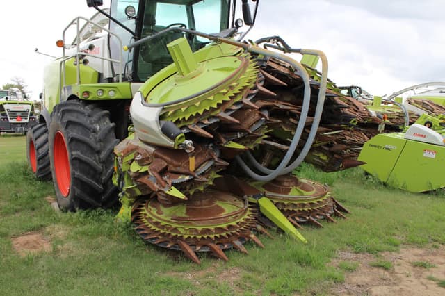 Image of CLAAS Orbis 900 equipment image 1