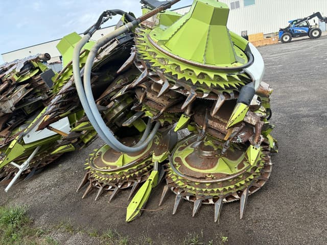 Image of CLAAS Orbis 900 equipment image 3