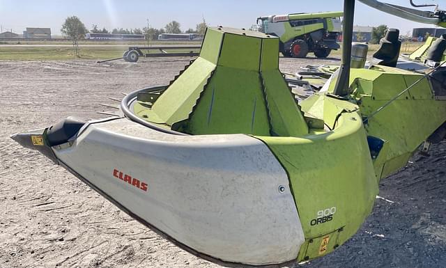 Image of CLAAS Orbis 900 equipment image 3