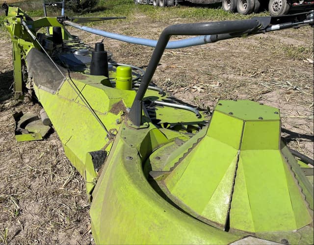 Image of CLAAS Orbis 900 equipment image 2