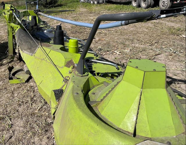 Image of CLAAS Orbis 900 equipment image 2