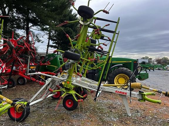 Image of CLAAS Volto 900T equipment image 3