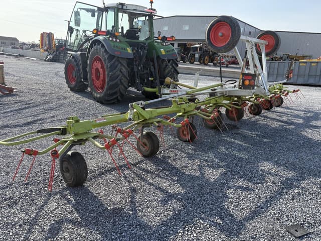 Image of CLAAS Volto 900T equipment image 1