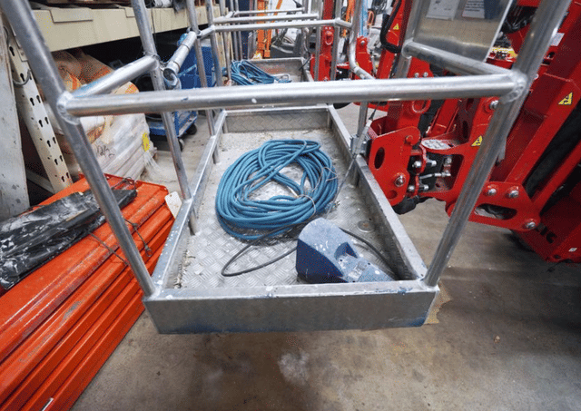 Image of CMC S18F equipment image 4