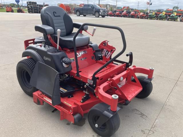 Image of Country Clipper XLT equipment image 3