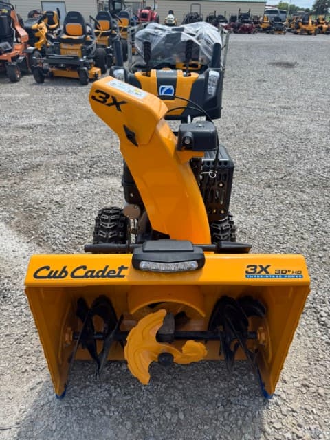 Image of Cub Cadet 3X30HD equipment image 1