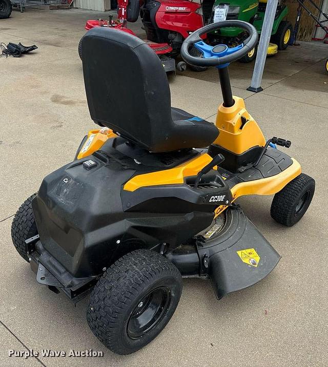 Image of Cub Cadet CC30E equipment image 4