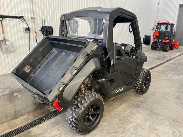 Image of Cub Cadet Challenger MX 750 EPS equipment image 4