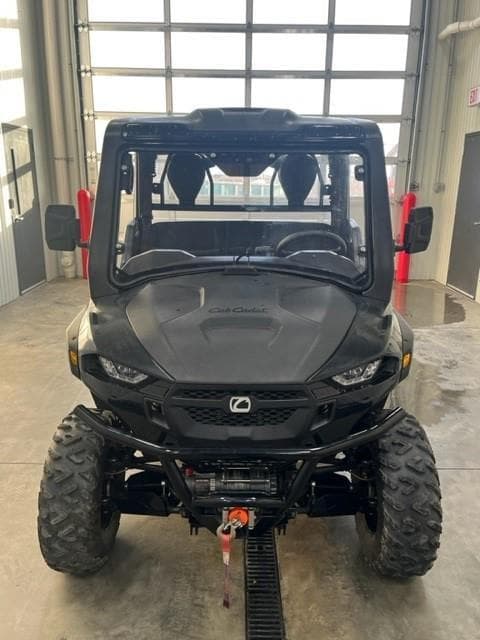 Image of Cub Cadet Challenger MX 750 EPS equipment image 1