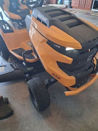 Image of Cub Cadet XT2 LX42 Image 0
