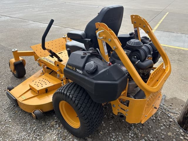 Image of Cub Cadet Pro Z 772L equipment image 3