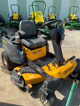 Image of Cub Cadet RZT SX equipment image 1
