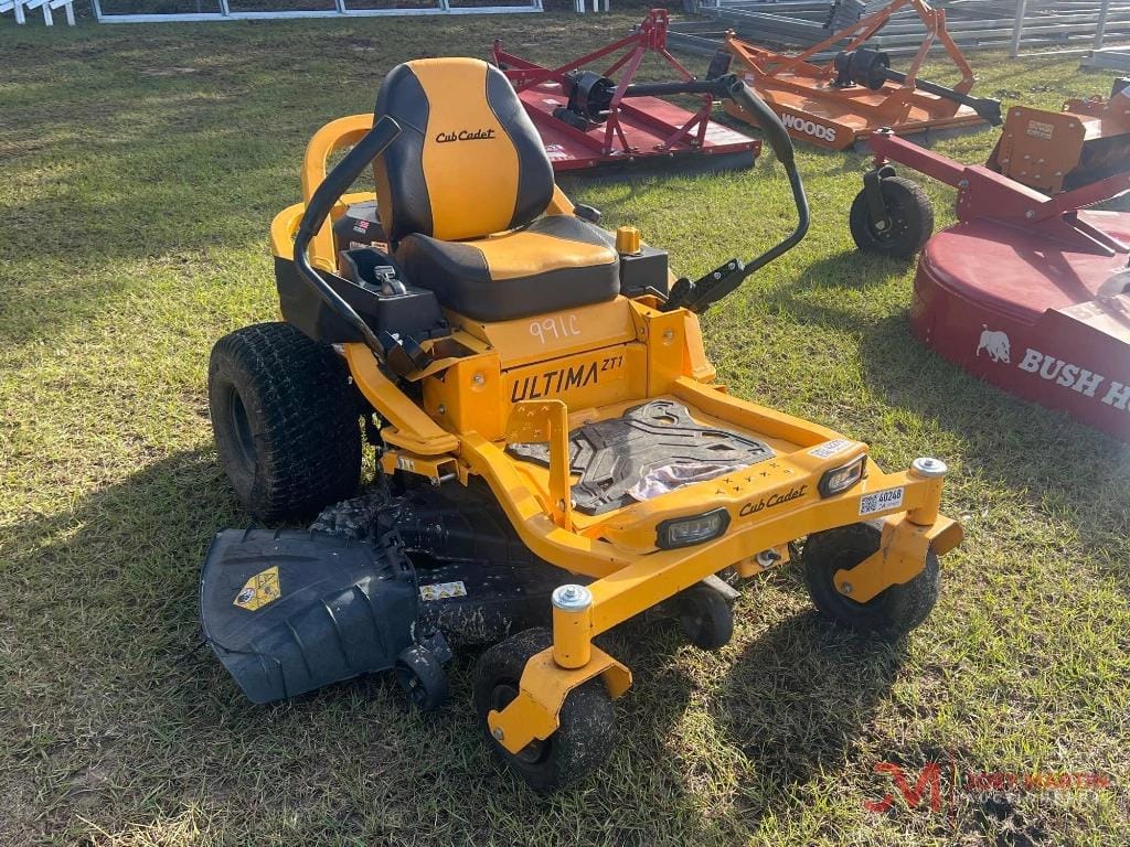 2021 Cub Cadet Ultima ZT1 Equipment Image0
