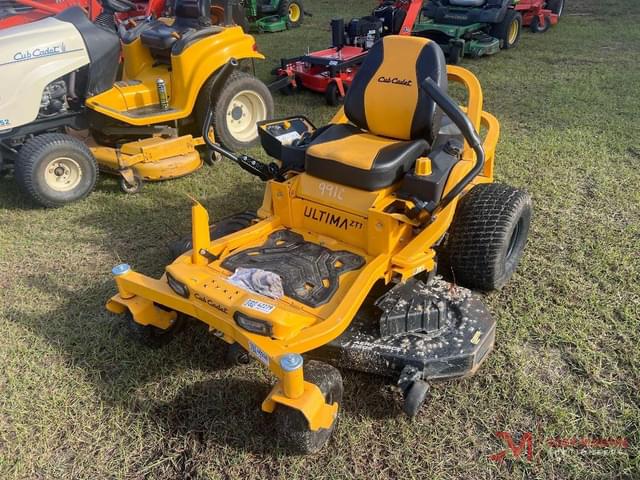 Image of Cub Cadet Ultima ZT1 equipment image 3