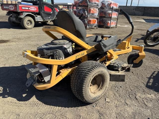 Image of Cub Cadet Ultima ZT1 equipment image 2
