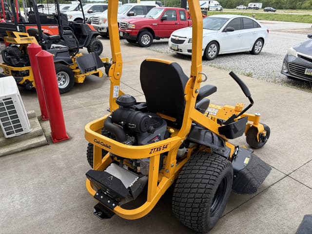 Image of Cub Cadet Ultima ZTX6 equipment image 3